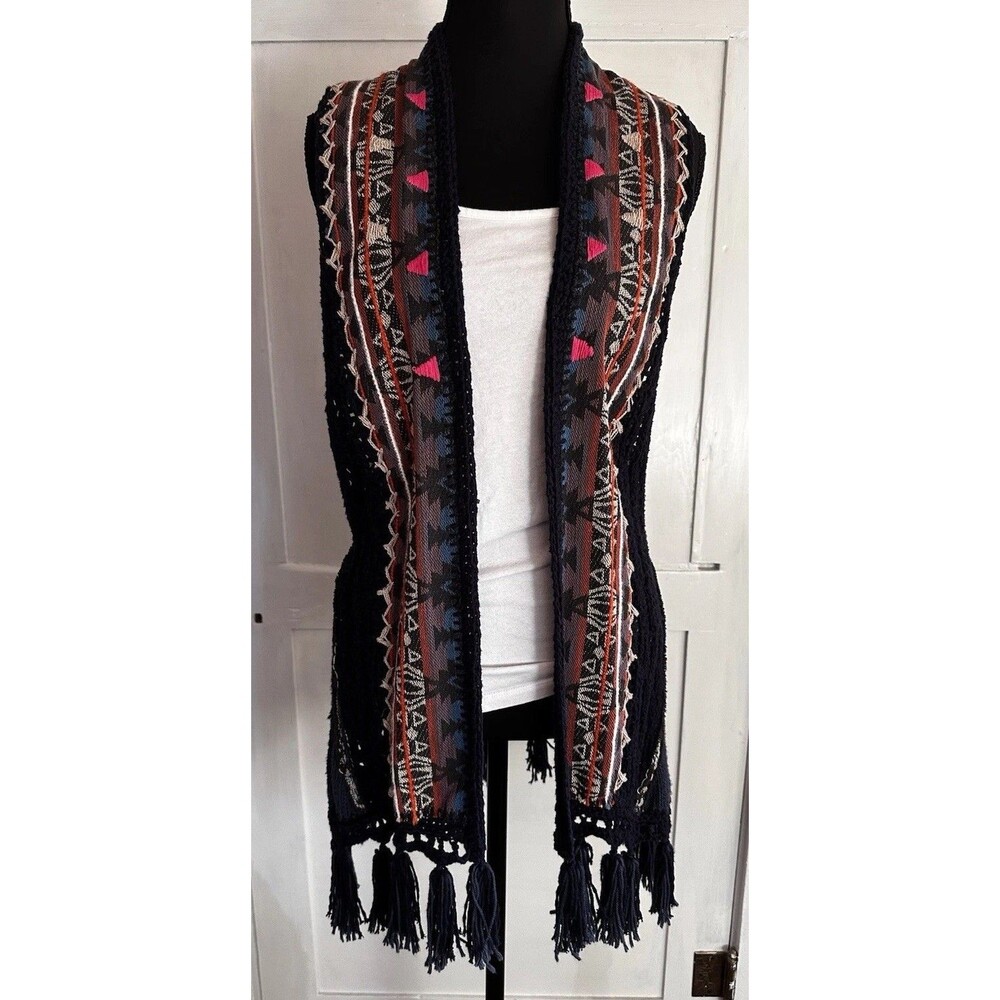 Free People Love Story Vest Southwestern Fringe Knit Unique Pattern Sz S EUC